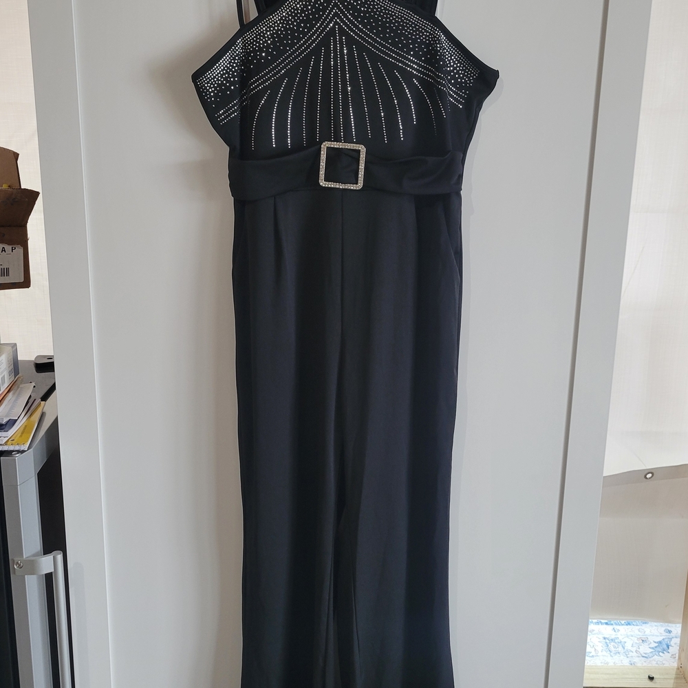 Chic Black Strapless Dress with Rhinestone Accents